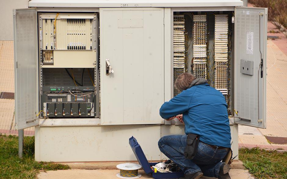 électricien maintenance Villers-Saint-Paul